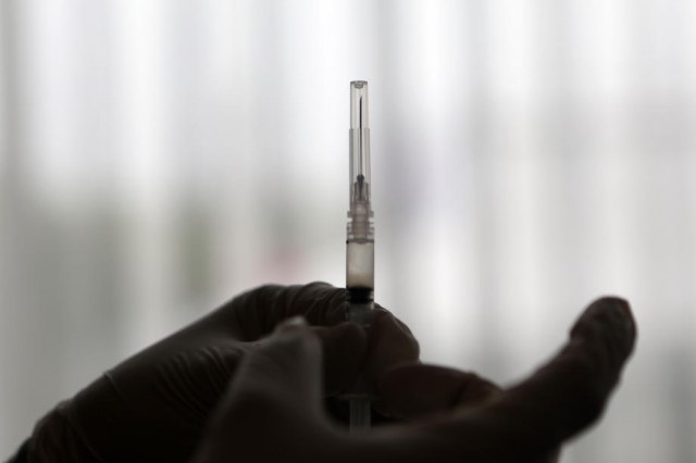 Objavljen dokument u kojem piše koliko dugo æe nas vakcine štititi od kovida